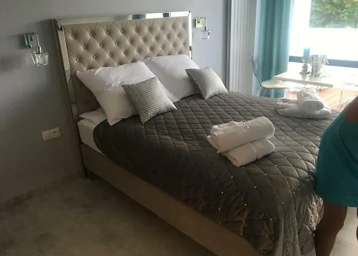 Apartment Silence Triventi Cristal