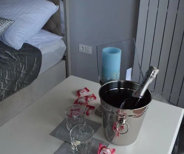 Silence Triventi Cristal Apartment *